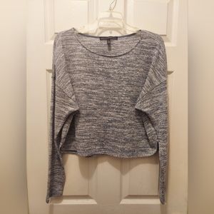 White house black market Silver Metalic Womans sweater size L nwot